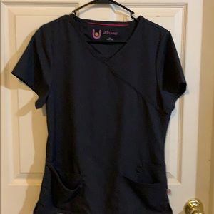 Women’s scrub top